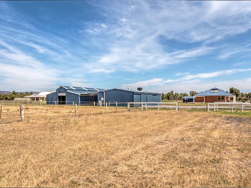 20 Echoveld Close, Mardella WA 6125