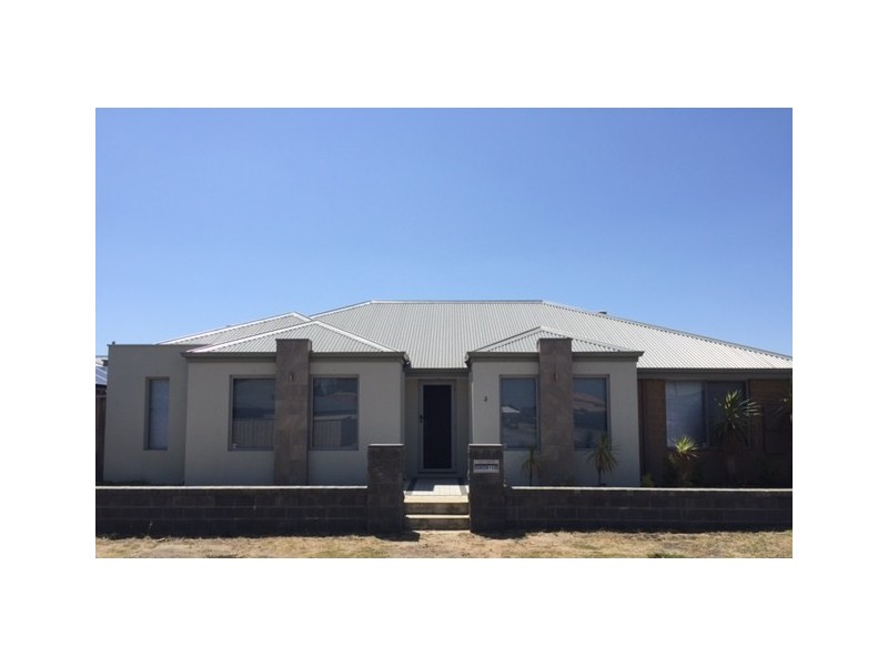 2/275 Fraser Road, Canning Vale WA 6155