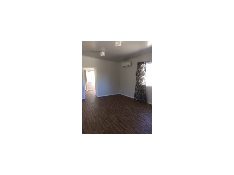 1A Curlew Court, Kelmscott WA 6111