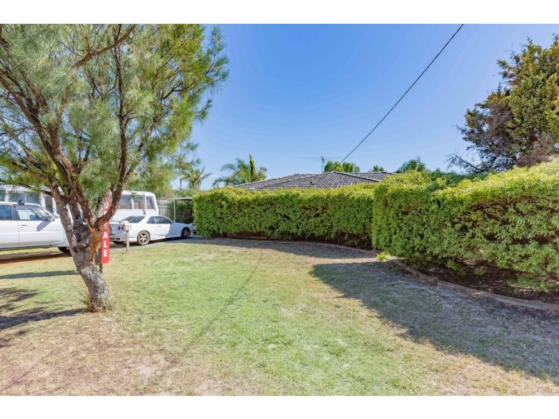 7 Leumeah Street, Armadale WA 6112