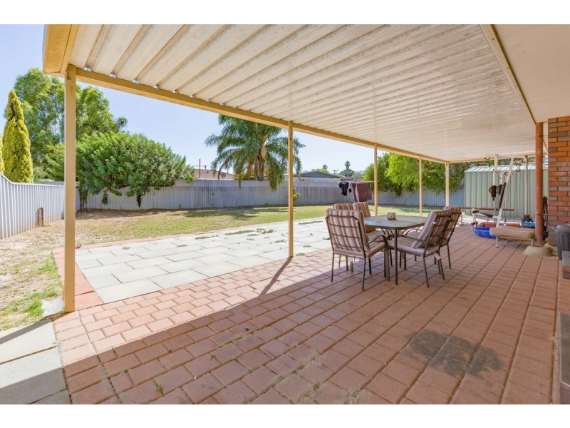 7 Leumeah Street, Armadale WA 6112