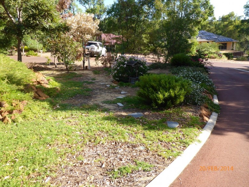 14 Sophia Grove, Roleystone WA 6111