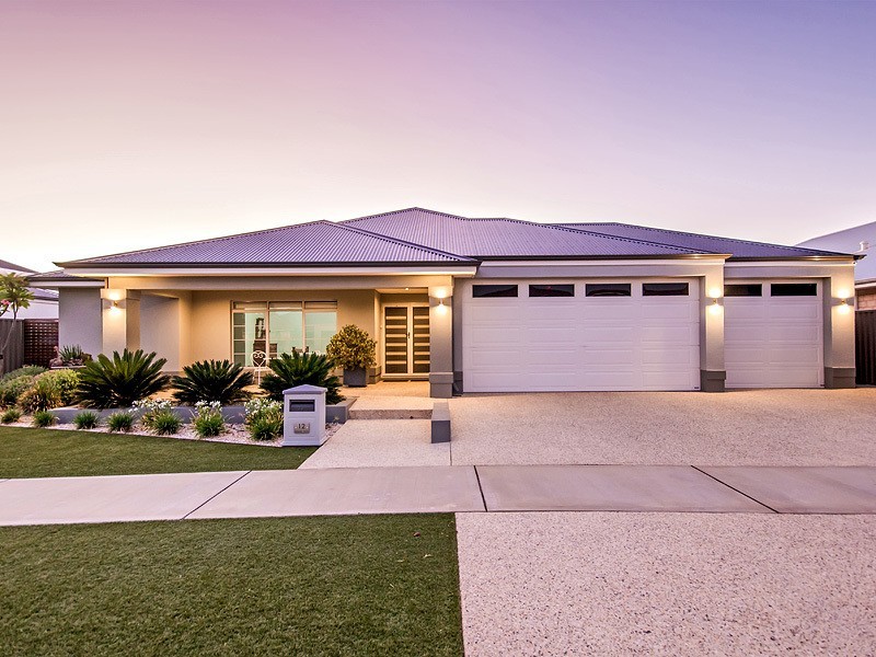 12 Dearden Road, Byford WA 6122