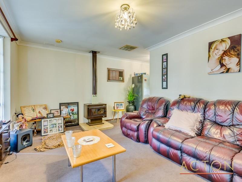40 Owtram Road, Armadale WA 6112