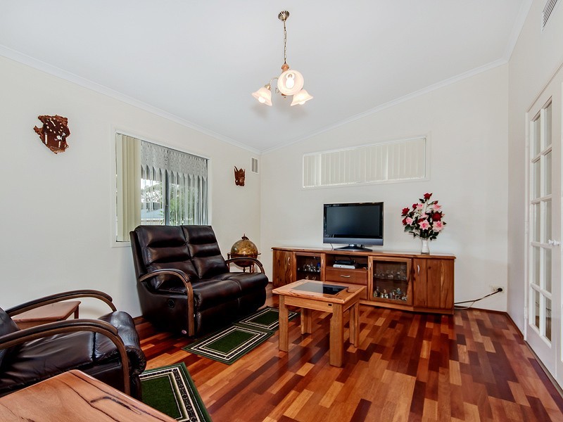 212/270 South Western Hwy, Mount Richon WA 6112