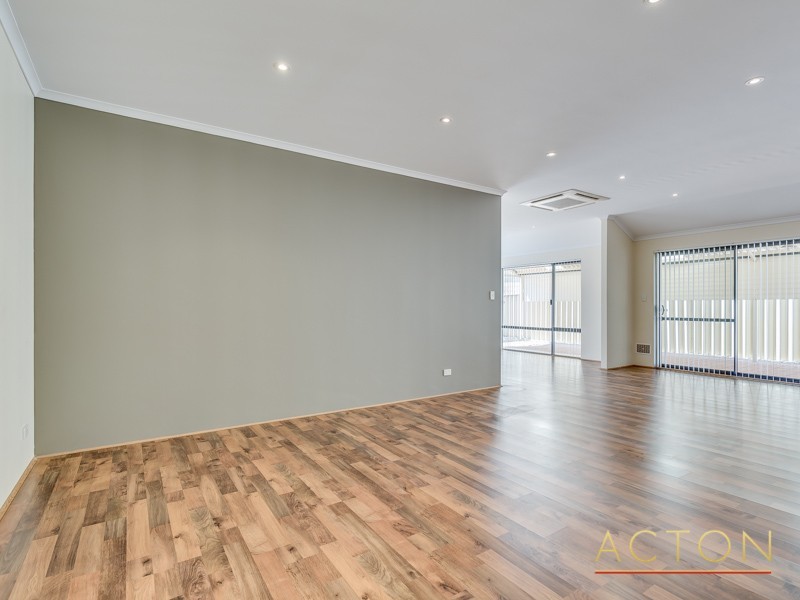 20 Acapulco Way, Southern River WA 6110