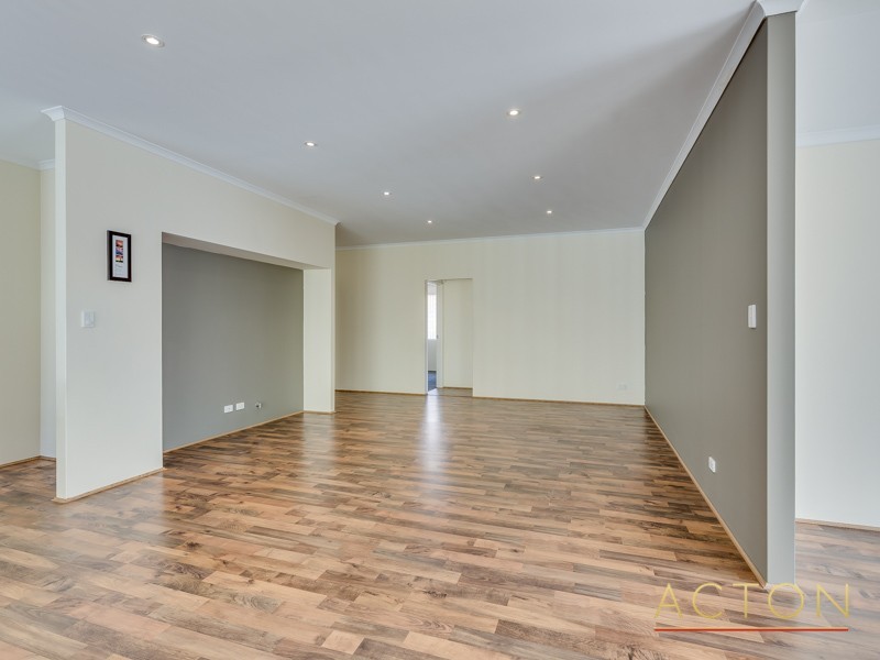 20 Acapulco Way, Southern River WA 6110