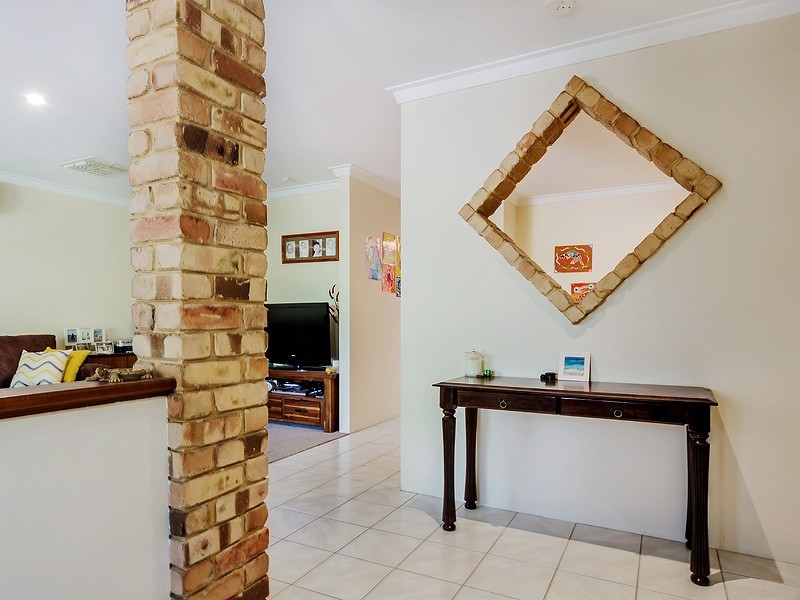 41 Brockwell Place, Oakford WA 6121