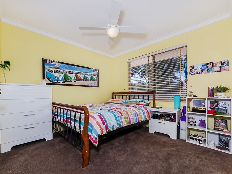 41 Brockwell Place, Oakford WA 6121