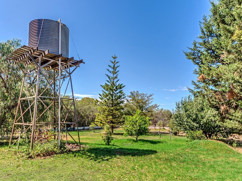 41 Brockwell Place, Oakford WA 6121