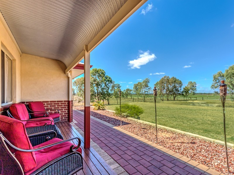69 Haines Road, Baldivis WA 6171