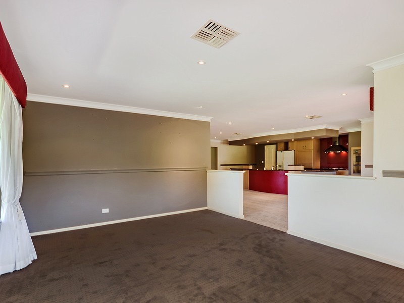 48 Kentucky Drive West, Darling Downs WA 6122