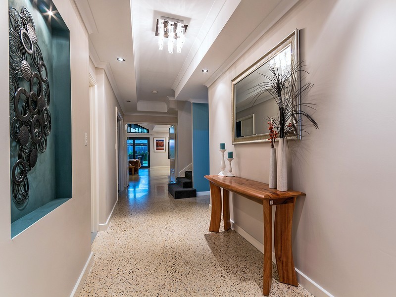 21 Fridayhill Drive, Southern River WA 6110