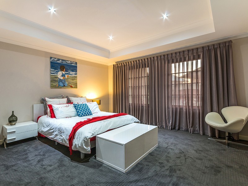 21 Fridayhill Drive, Southern River WA 6110