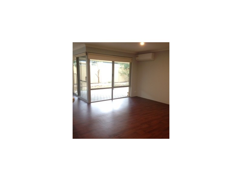 6 Vance Road, Byford WA 6122