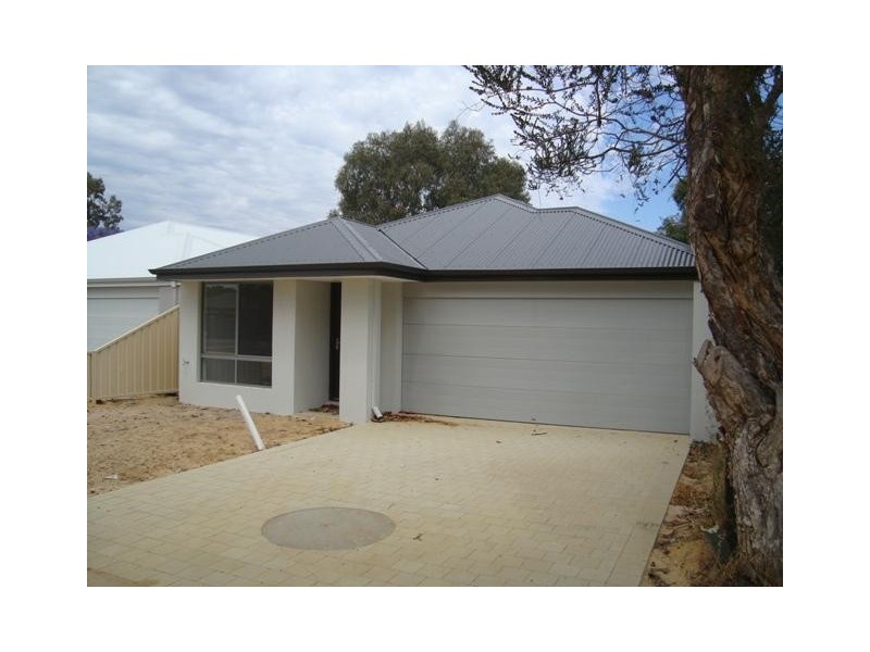 90B Braemore Street, Armadale WA 6112