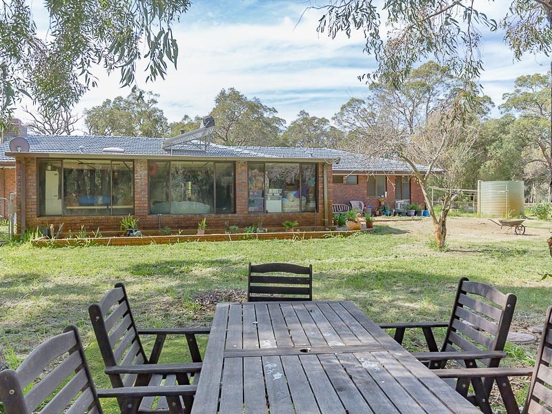 75 Gull Road, Serpentine WA 6125