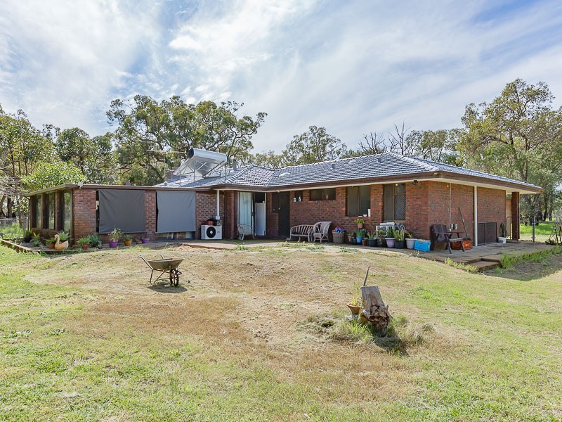 75 Gull Road, Serpentine WA 6125
