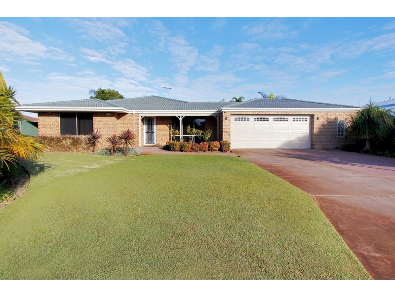 15 Springwood Way, Woodvale WA 6026