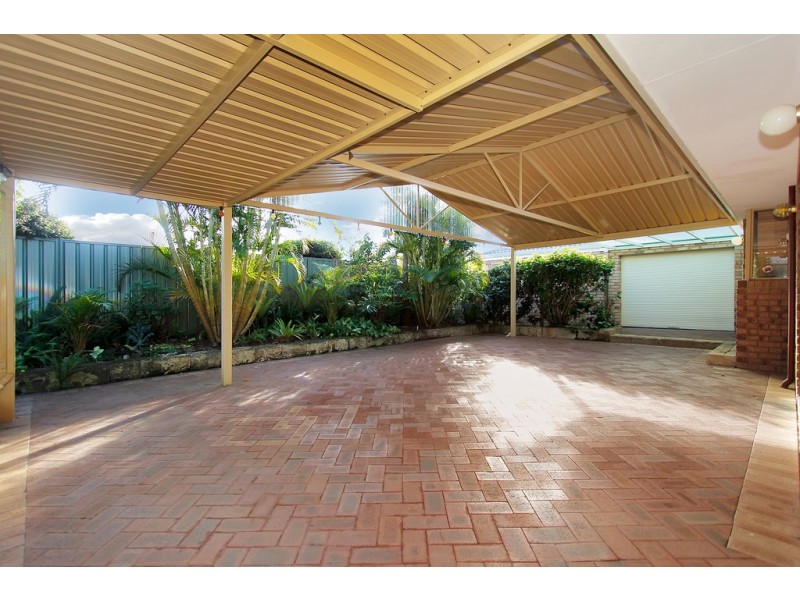 15 Springwood Way, Woodvale WA 6026