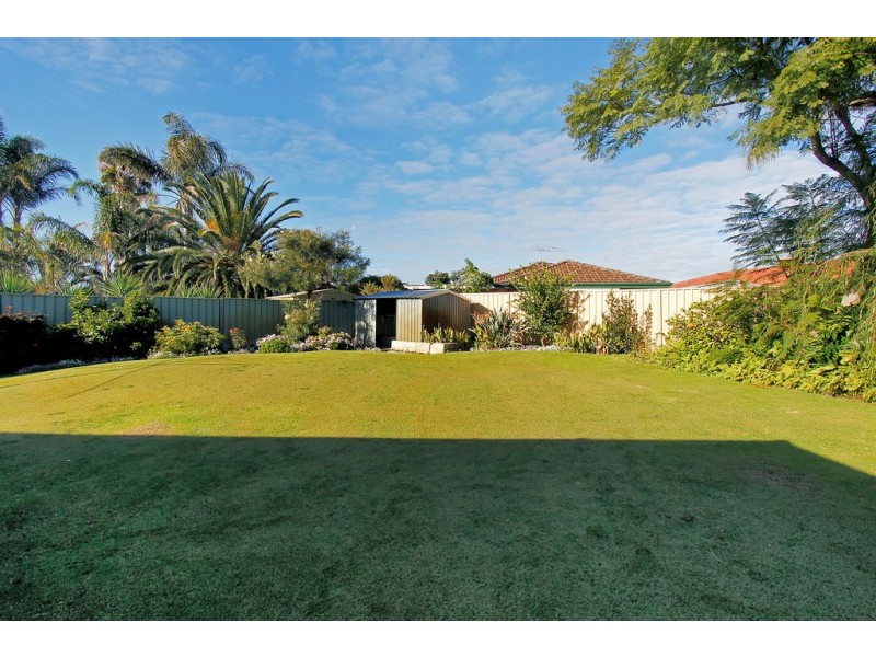 15 Springwood Way, Woodvale WA 6026