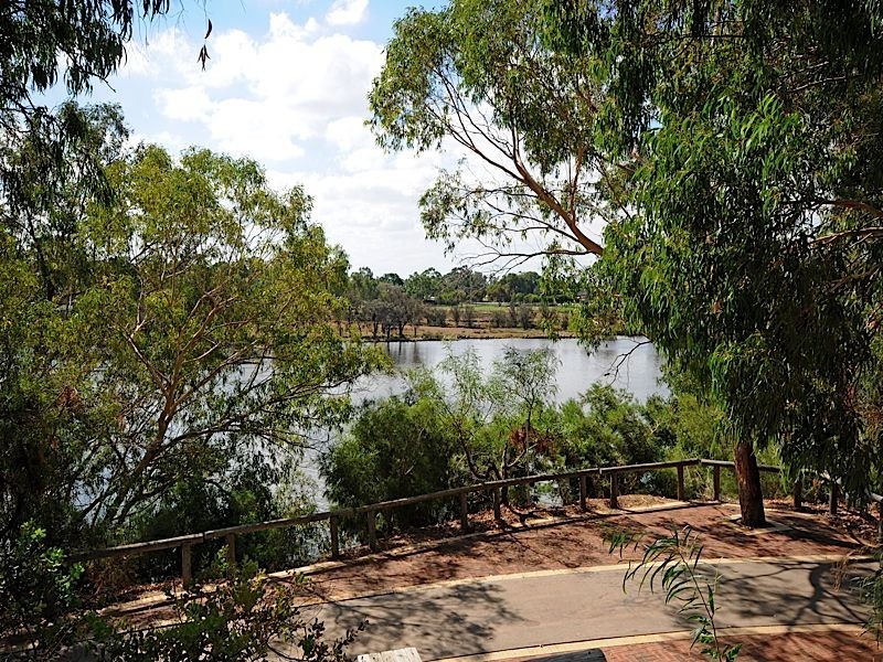 B10/66 Great Eastern Highway, Rivervale WA 6103