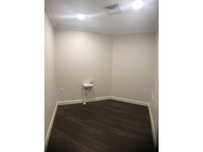 Suite 4, 126 Broadway, Crawley WA 6009