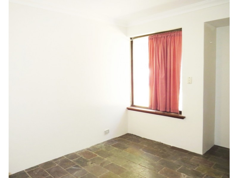 12 Mason Street, Cannington WA 6107