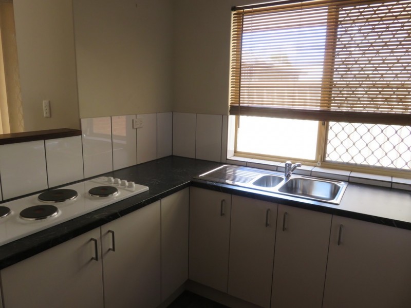 2/35 Rushton Street, Burswood WA 6100