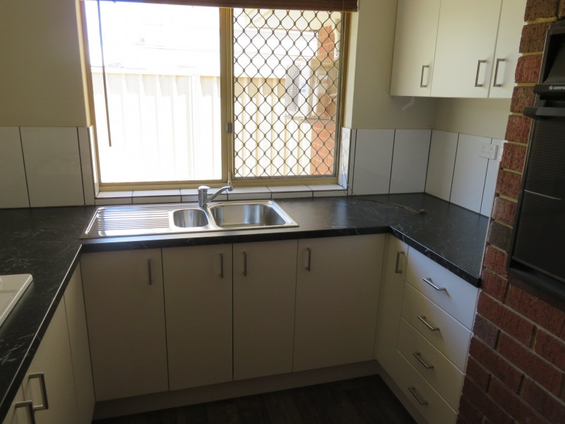 2/35 Rushton Street, Burswood WA 6100