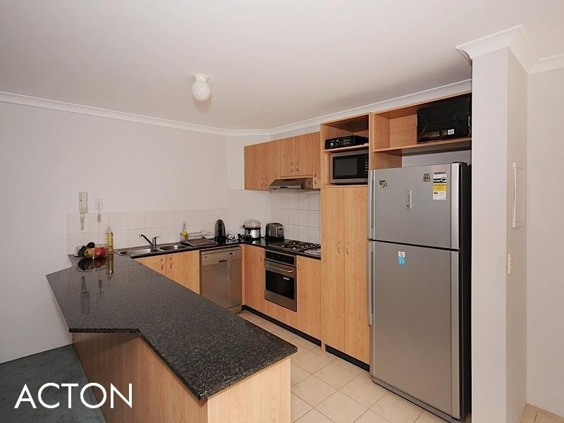 25/7 Bennett Street, East Perth WA 6004