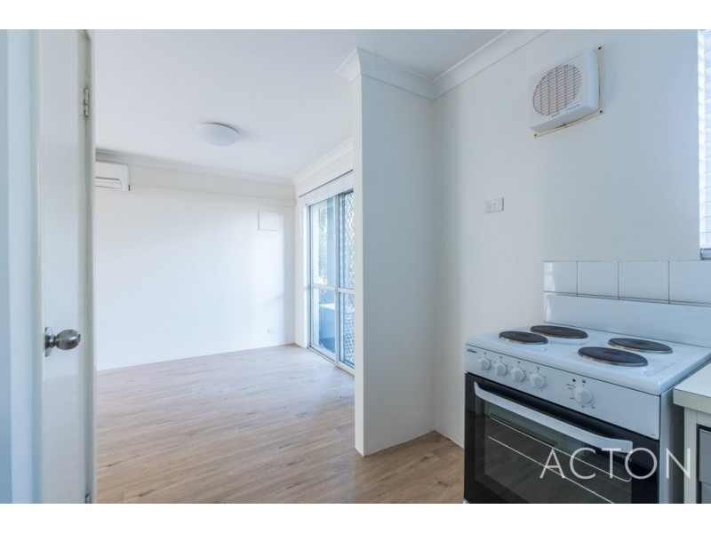 16/4 Waterway Court, Churchlands WA 6018