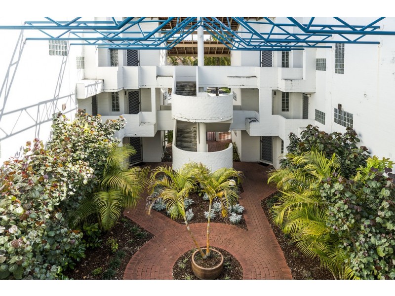 21/303 Cambridge Street, Wembley WA 6014