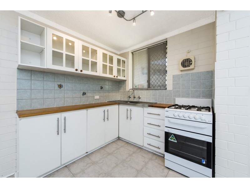 D20/49 Herdsman Parade, Wembley WA 6014