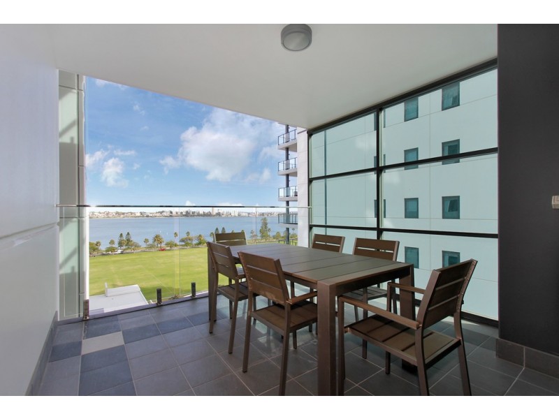 54/90 Terrace Road, East Perth WA 6004