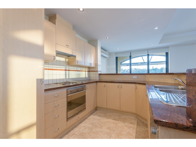 210/6 Doepel Street, North Fremantle WA 6159