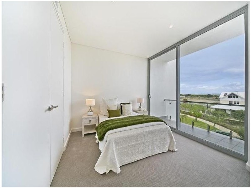 13/30 South Beach Promenade, North Coogee WA 6163
