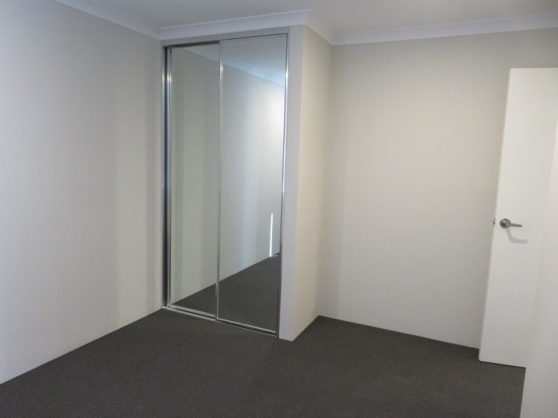 34 Beroona Way, Cockburn Central WA 6164