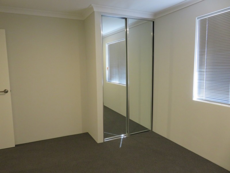 34 Beroona Way, Cockburn Central WA 6164