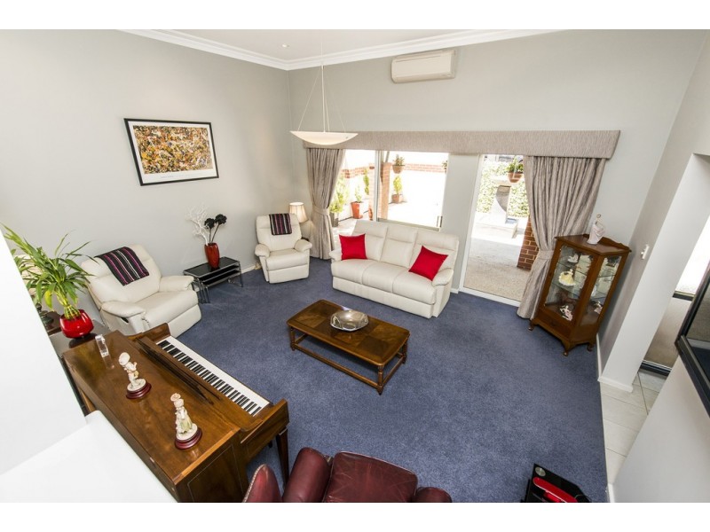 9 Alexander Street, Wembley WA 6014