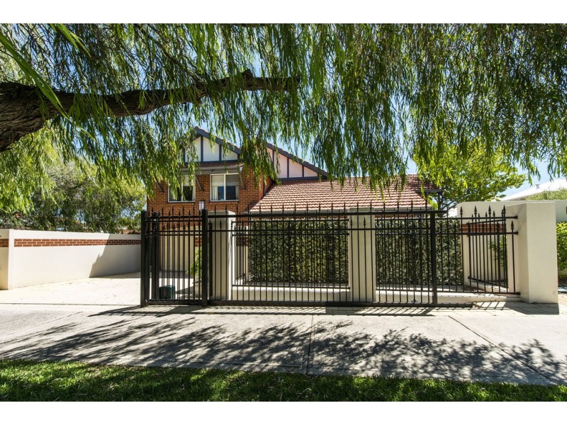 9 Alexander Street, Wembley WA 6014