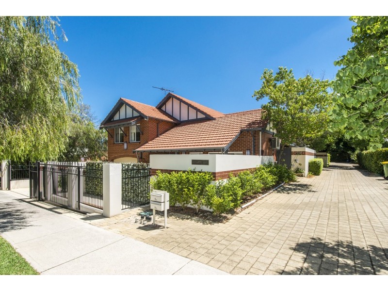 9 Alexander Street, Wembley WA 6014