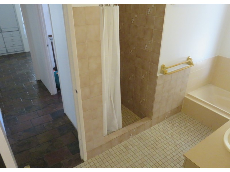 12 Mason Street, Cannington WA 6107