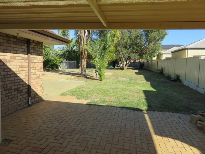 12 Mason Street, Cannington WA 6107