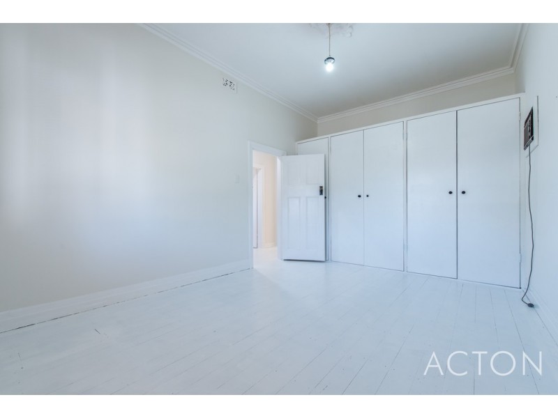 14 Burgess Street, Leederville WA 6007