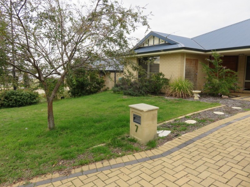 7 Tribute Vista, Baldivis WA 6171