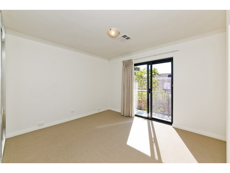 17/1 Simper Street, Wembley WA 6014