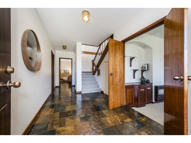 35 Mantua Crescent, Churchlands WA 6018