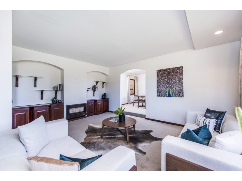 35 Mantua Crescent, Churchlands WA 6018