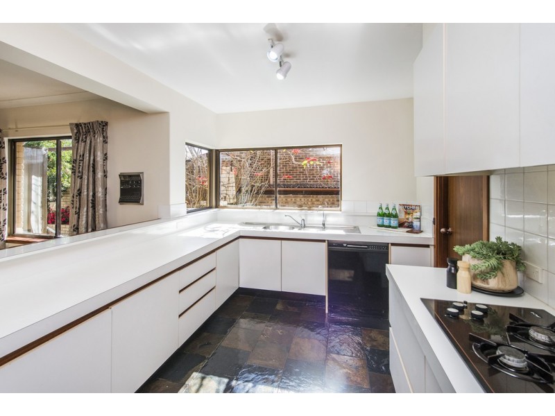 35 Mantua Crescent, Churchlands WA 6018